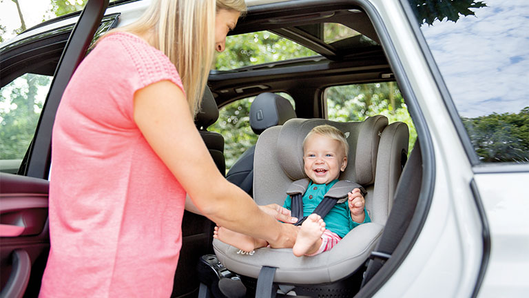Joie Launches Brand New Spinning Car, Spin Car Seat